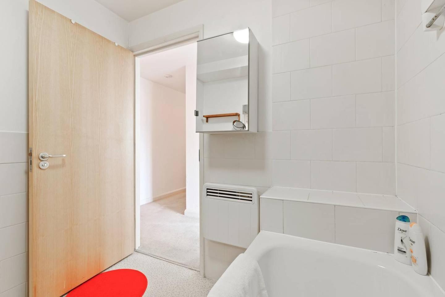 Modern 2 Bedroom Apartment In Homerton London Kültér fotó